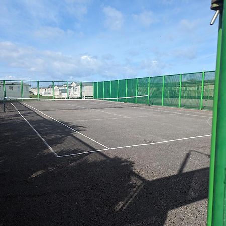 3 Bedroom Caravan, Sleeps 8 Lyons Lido Beach Prestatyn Buitenkant foto