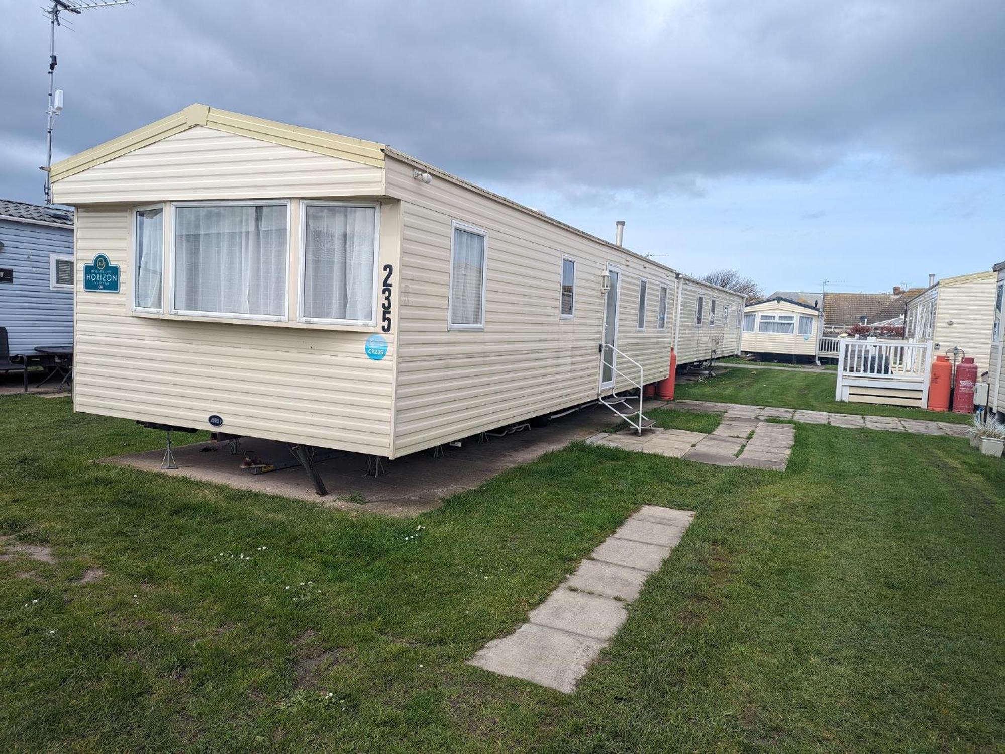 3 Bedroom Caravan, Sleeps 8 Lyons Lido Beach Prestatyn Buitenkant foto